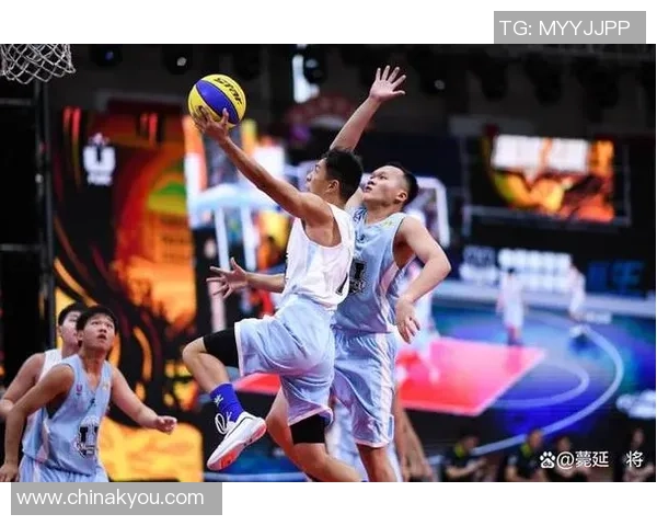 南京篮球队的团队协作精神与战术配合探讨