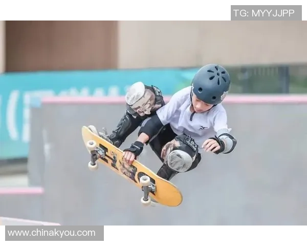 深圳极限运动队在世界滑板锦标赛中的速度表现精彩点评与分析